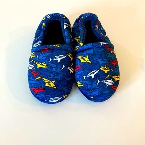 NWT shark slippers